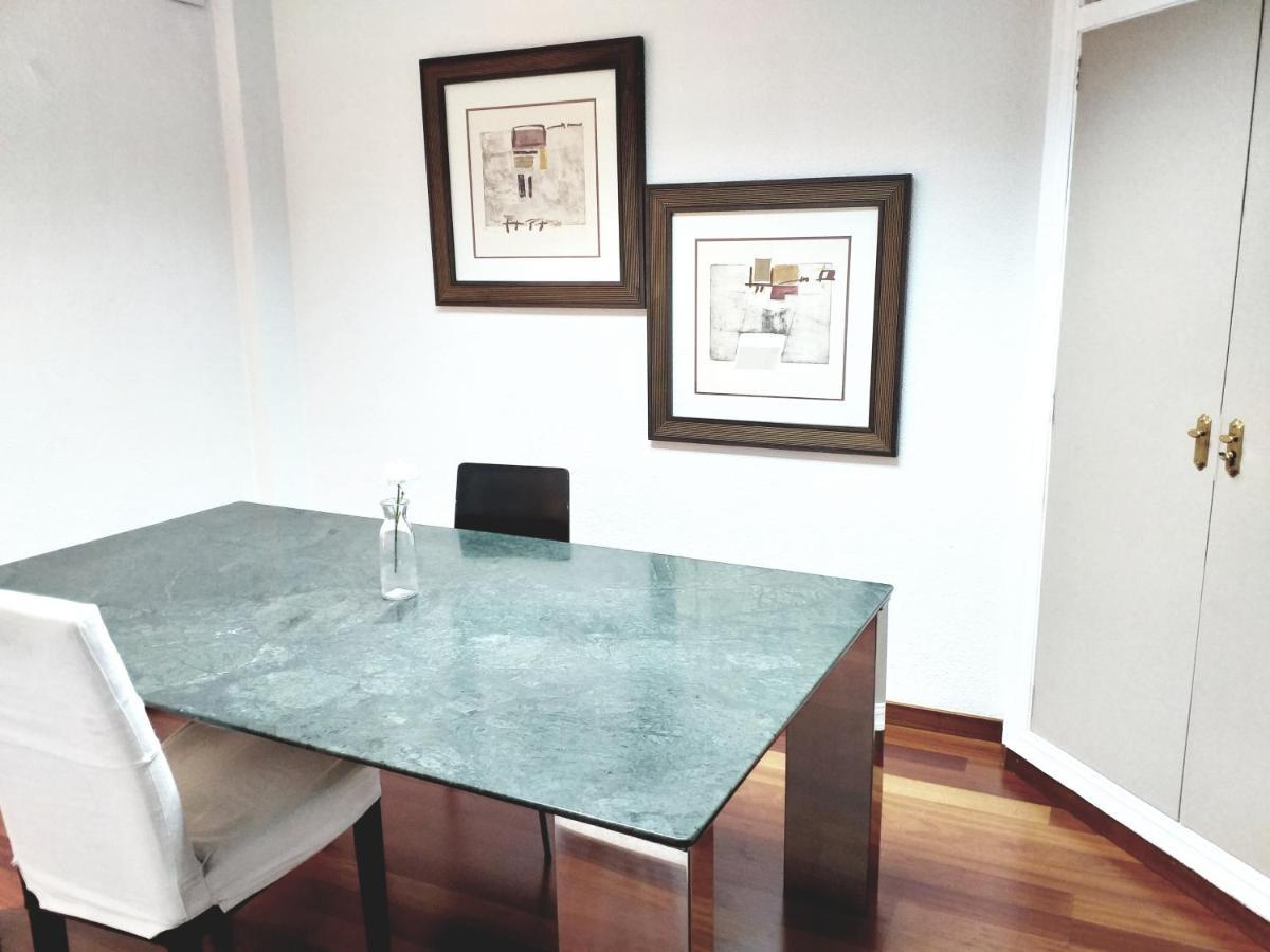 Large Apartment With Large And Sunny Terrace - Garden & Outdoor Gym , Alicante Center Ngoại thất bức ảnh