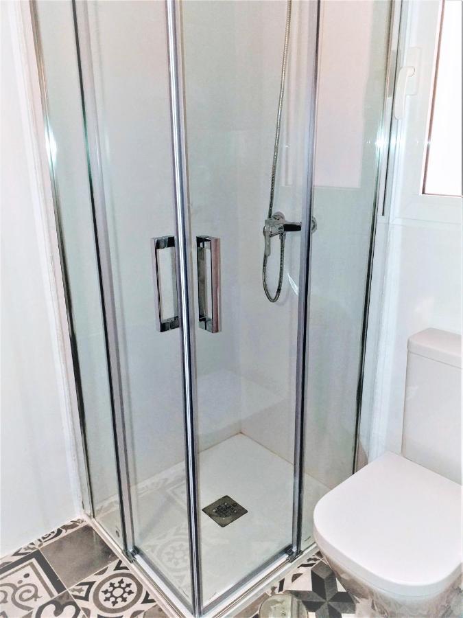 Large Apartment With Large And Sunny Terrace - Garden & Outdoor Gym , Alicante Center Ngoại thất bức ảnh