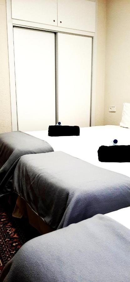 Large Apartment With Large And Sunny Terrace - Garden & Outdoor Gym , Alicante Center Ngoại thất bức ảnh